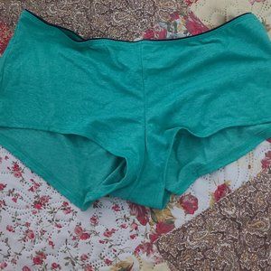 Victoria secret pantie size medium